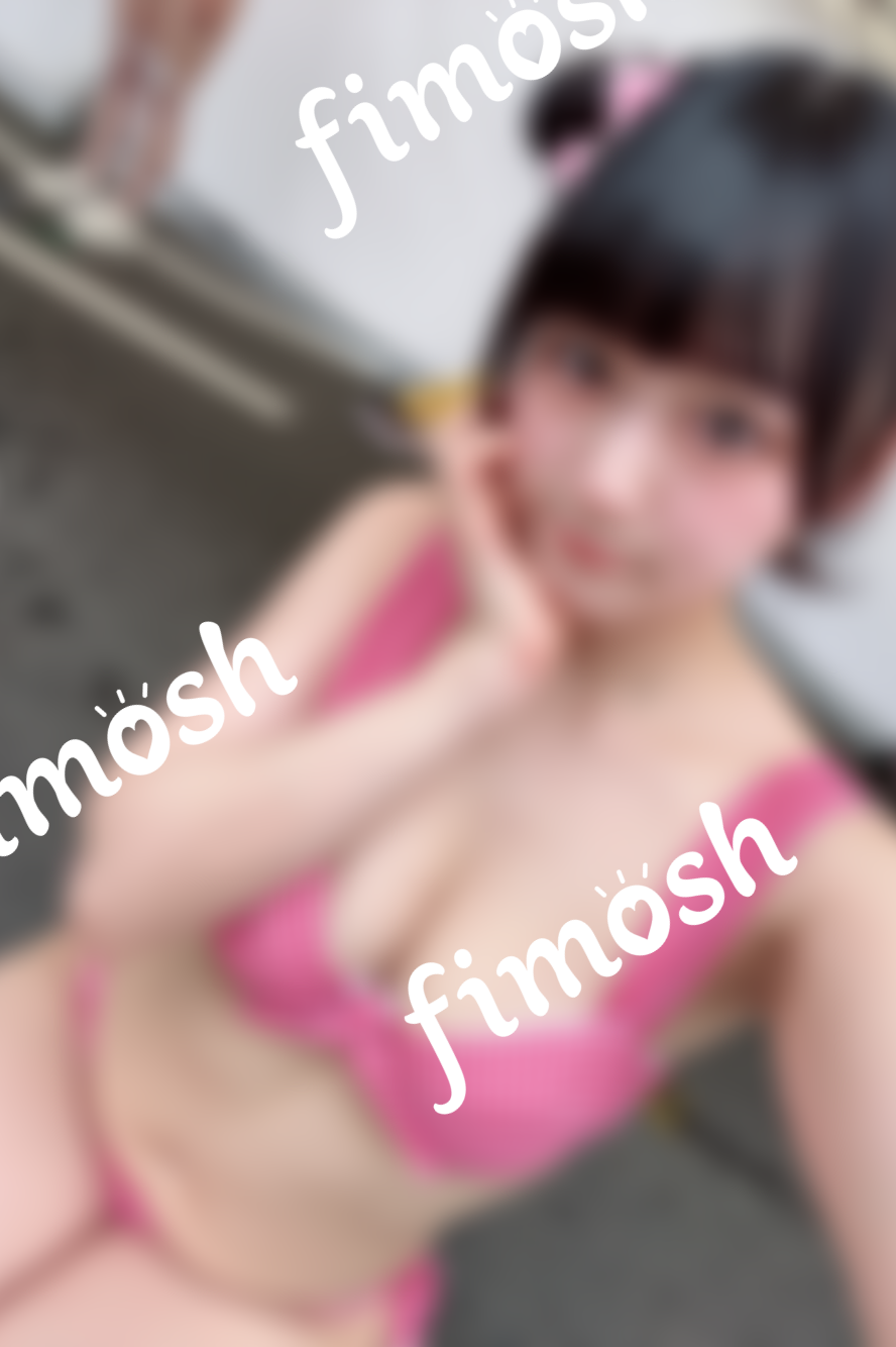 赤チェック水着👙